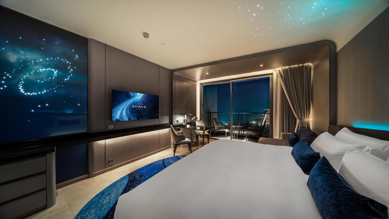 होटल Grande Centre Point Space Pattaya